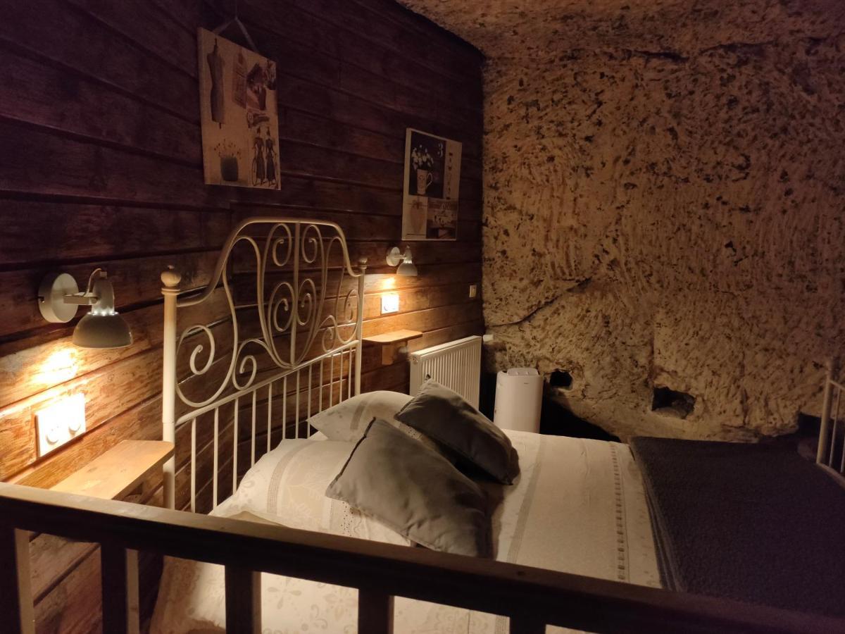 Les Troglos De Beaulieu โลช ภายนอก รูปภาพ