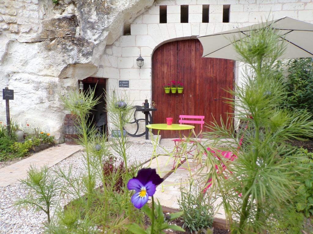 Les Troglos De Beaulieu โลช ภายนอก รูปภาพ